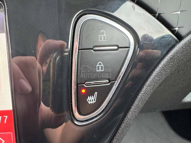 Opel Adam LED / KOŽA