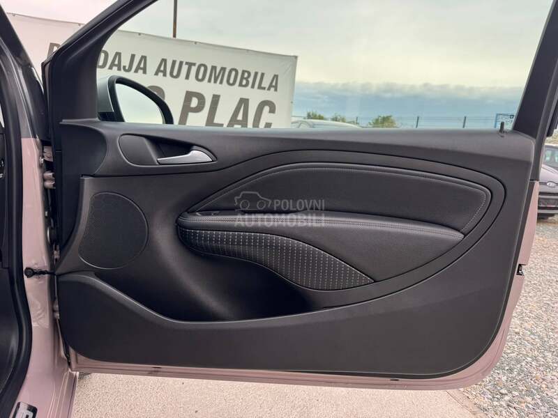 Opel Adam LED / KOŽA