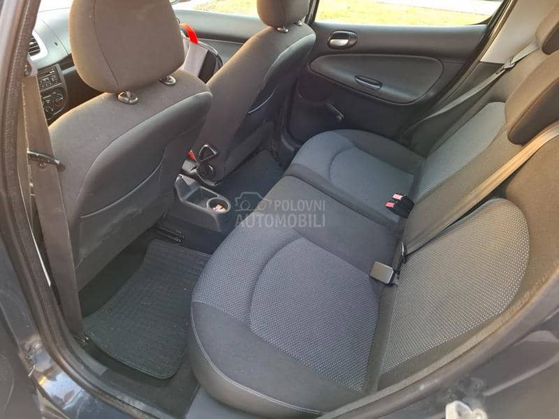 Peugeot 206 plus 