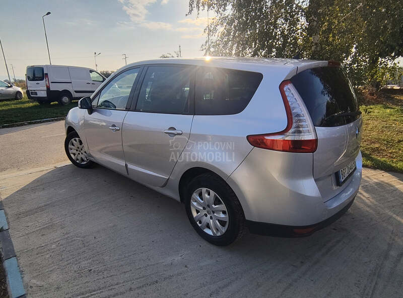 Renault Grand Scenic 