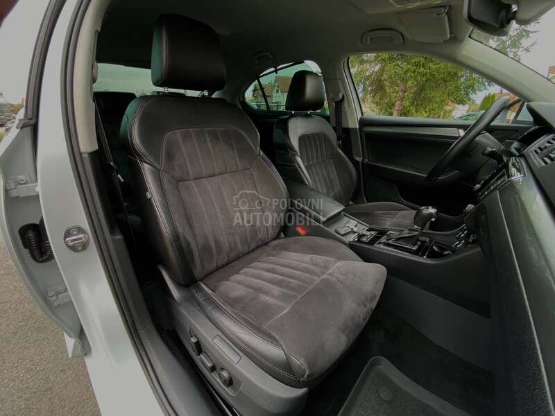 Škoda Superb 2.0TDI/DSG/ACC/LED