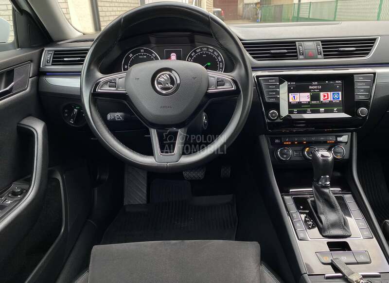 Škoda Superb 2.0TDI/DSG/ACC/LED