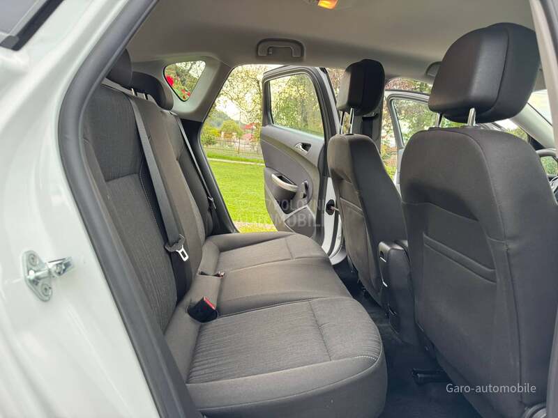 Opel Astra J 1.4 SVAJCARSKA NOV