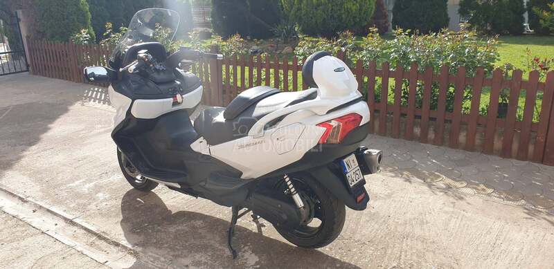 Suzuki Burgman
