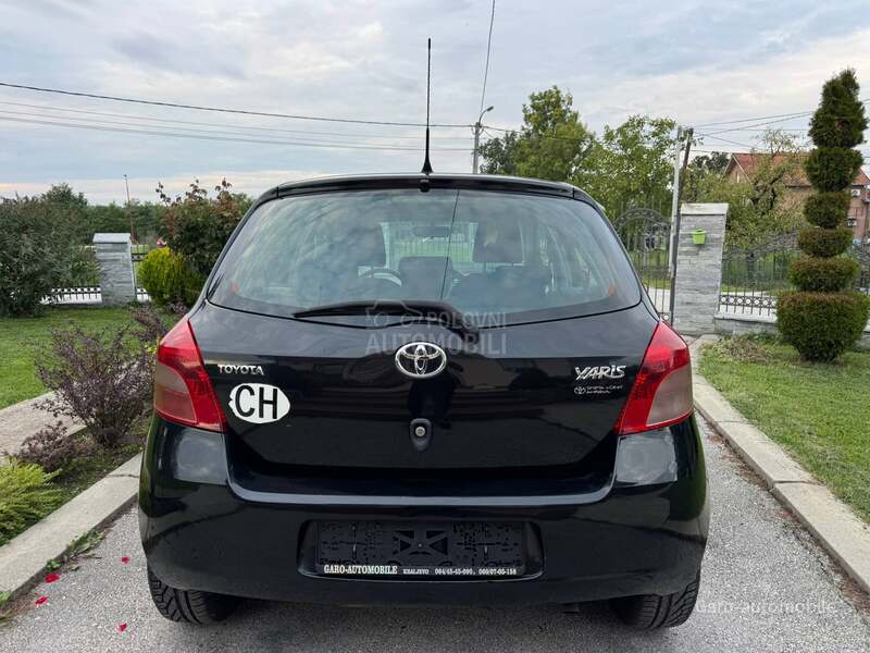 Toyota Yaris 1.3SVAJCARSKA NOV