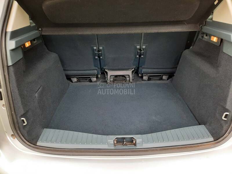 Ford C-Max TITANIUM