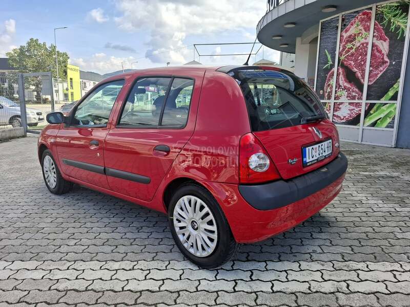 Renault Clio R E D A K