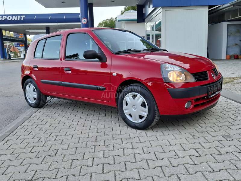 Renault Clio R E D A K