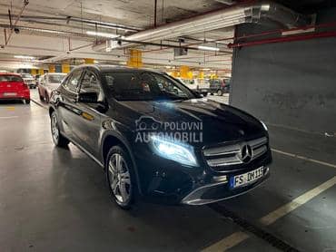 Mercedes Benz GLA 180 74.000 kilometara