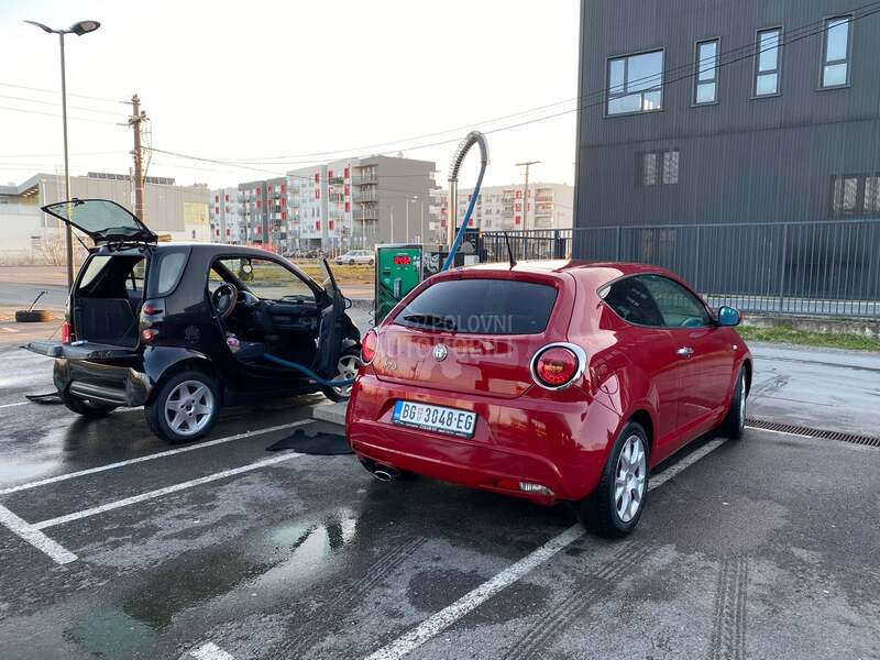 Alfa Romeo MiTo 