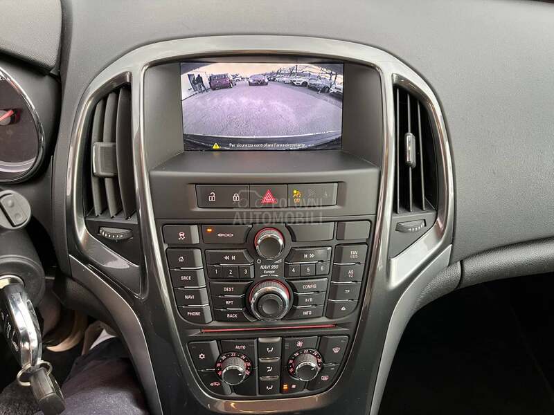 Opel Astra J 
