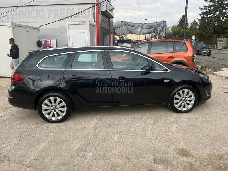 Opel Astra J 