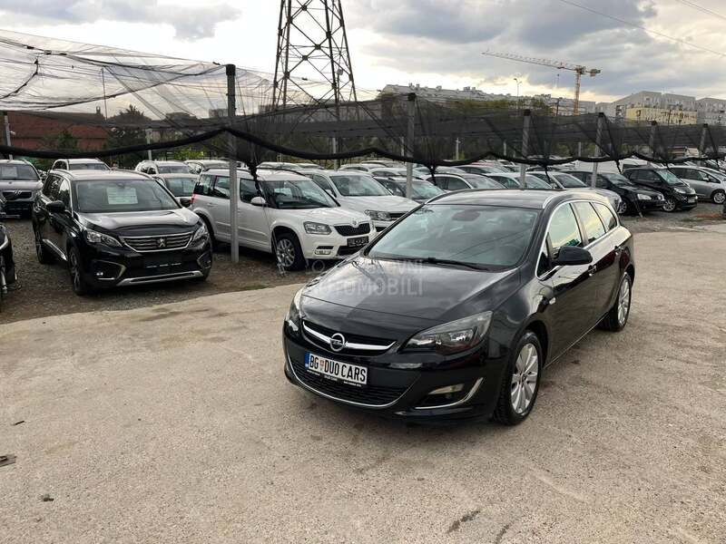 Opel Astra J 
