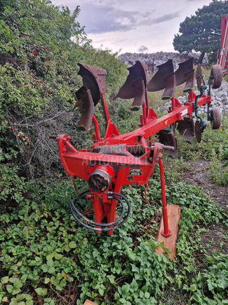 Krone Mustang 120/4