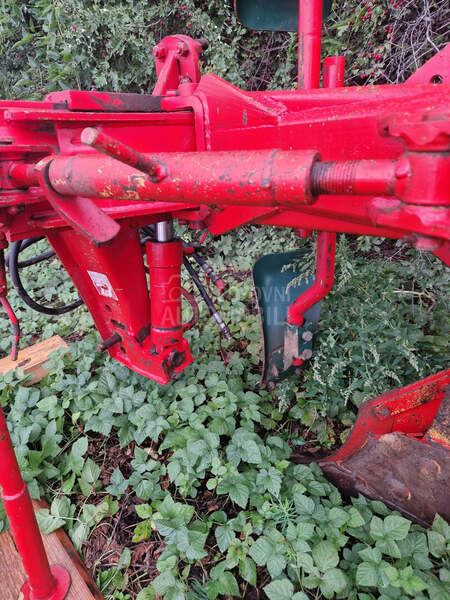 Krone Mustang 120/4