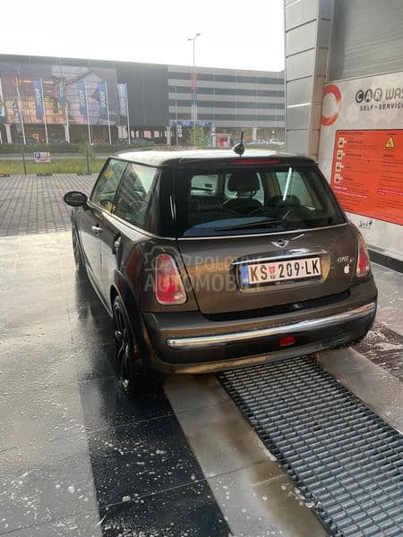 MINI One 