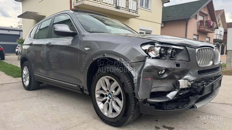 BMW X3 3.0 D/LED/PANO/FUL