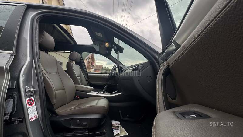 BMW X3 3.0 D/LED/PANO/FUL