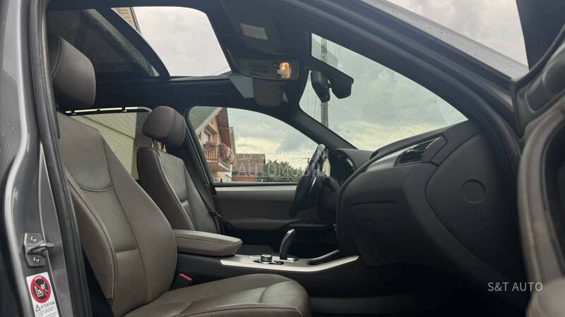 BMW X3 3.0 D/LED/PANO/FUL