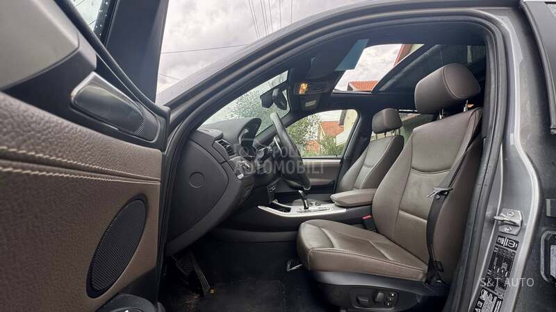 BMW X3 3.0 D/LED/PANO/FUL