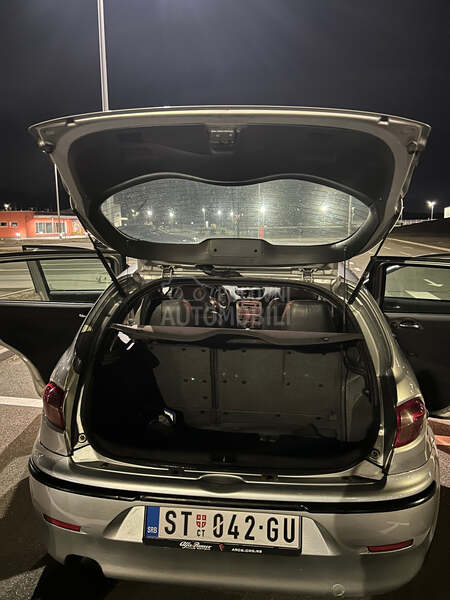 Alfa Romeo 147 1.9 JTD