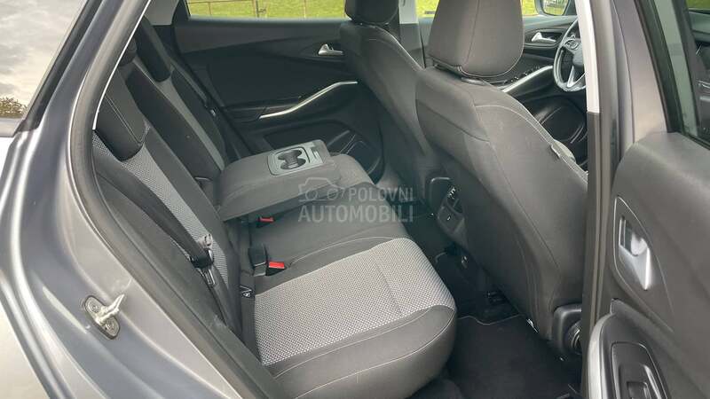 Opel Grandland X 1.6CDTi