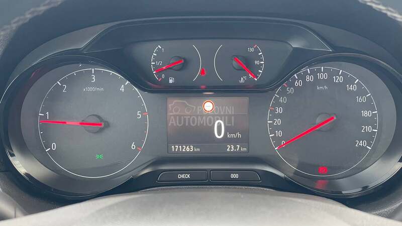 Opel Grandland X 1.6CDTi