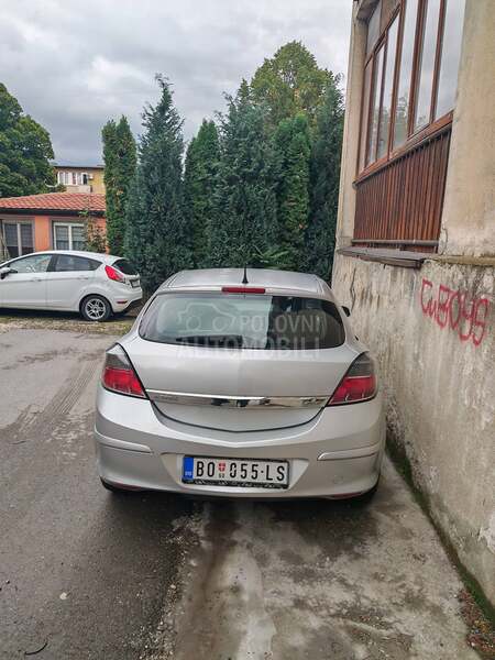 Opel Astra H 