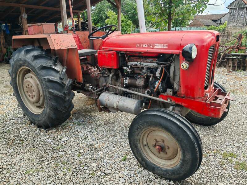 IMT 558 zadnja serija
