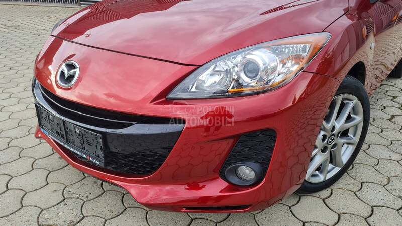 Mazda 3 Takumi-N.AVI