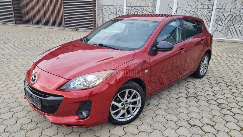 Mazda 3 Takumi-N.AVI
