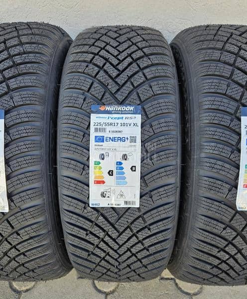Hankook 225/55 R17 Zimska