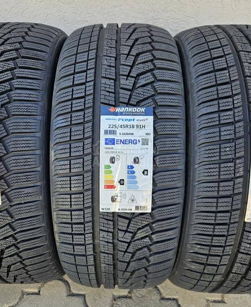 Hankook 225/45 R18 Zimska