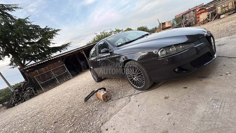 Alfa Romeo 147 