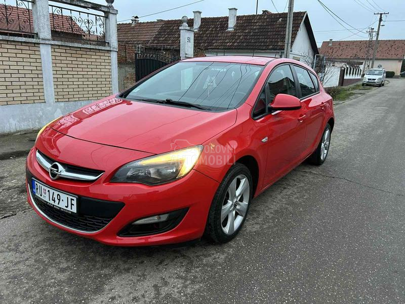 Opel Astra J 