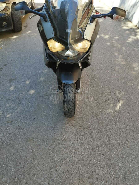 Aprilia rst futura 1000