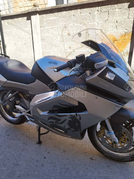 Aprilia rst futura 1000