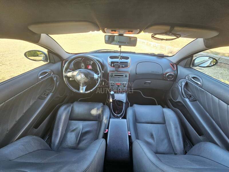 Alfa Romeo GT 2.0 JTS
