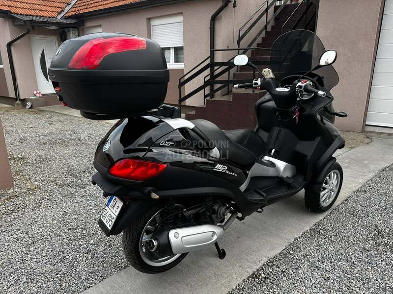 Piaggio mp3 touring 300ie B kat