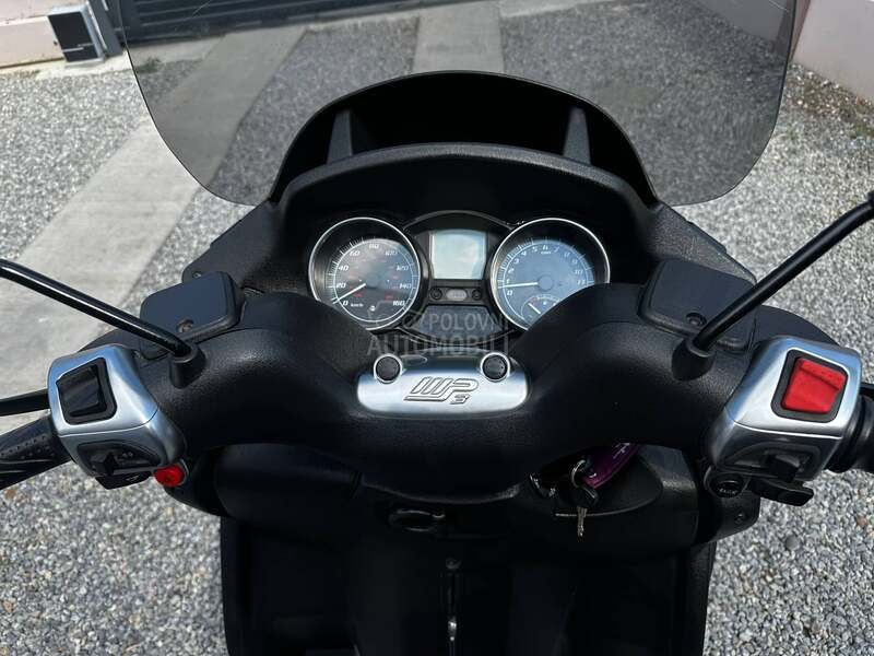 Piaggio mp3 touring 300ie B kat