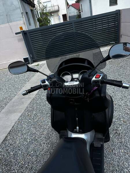 Piaggio mp3 touring 300ie B kat
