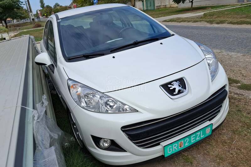 Peugeot 207 8ven tila 5vr