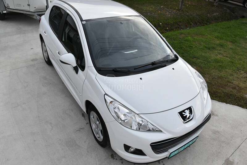 Peugeot 207 8ven tila 5vr