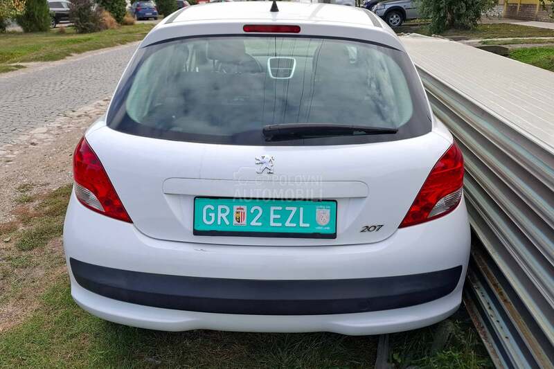 Peugeot 207 8ven tila 5vr