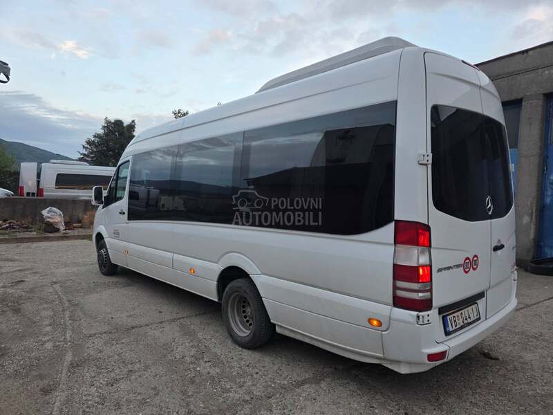 Mercedes Benz Sprinter 516