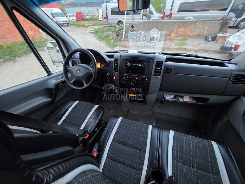 Mercedes Benz Sprinter 516