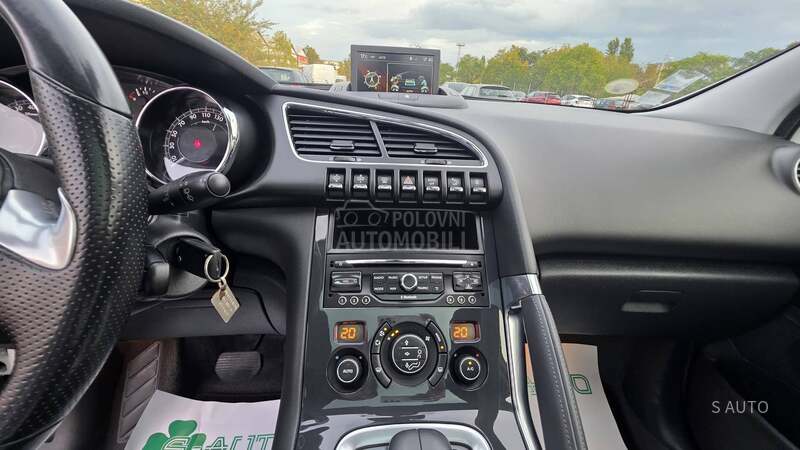 Peugeot 3008 HYBRID/AUTOM/PAN0R