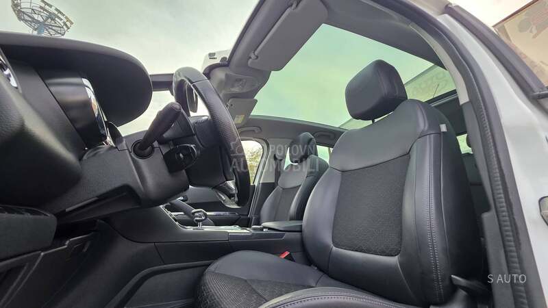 Peugeot 3008 HYBRID/AUTOM/PAN0R