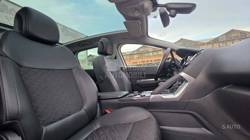 Peugeot 3008 HYBRID/AUTOM/PAN0R