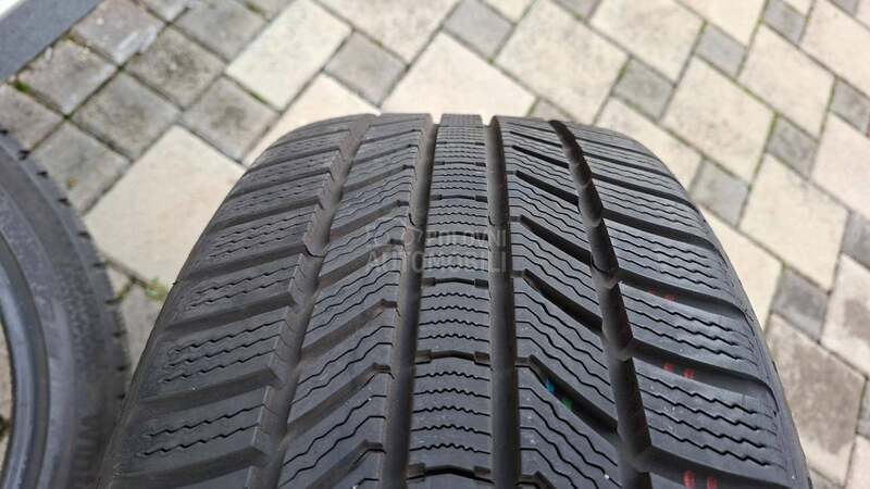 Continental 225/40 R18 Zimska